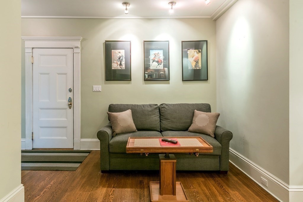 8 Garrison Street # 408