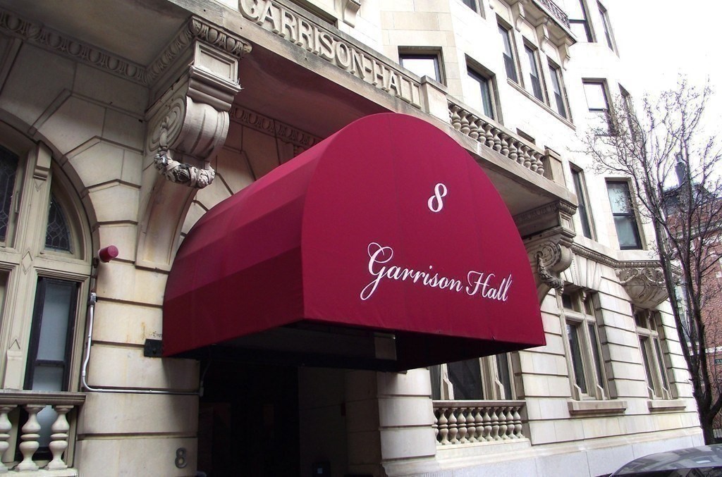 8 Garrison Street # 408