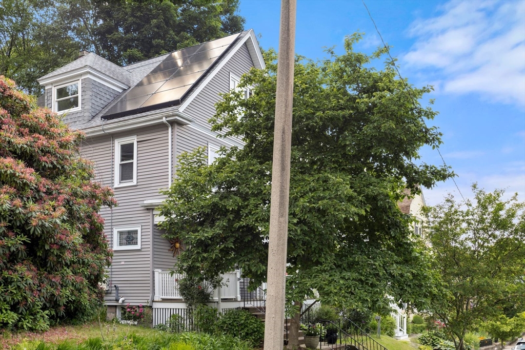 43 Bradwood St