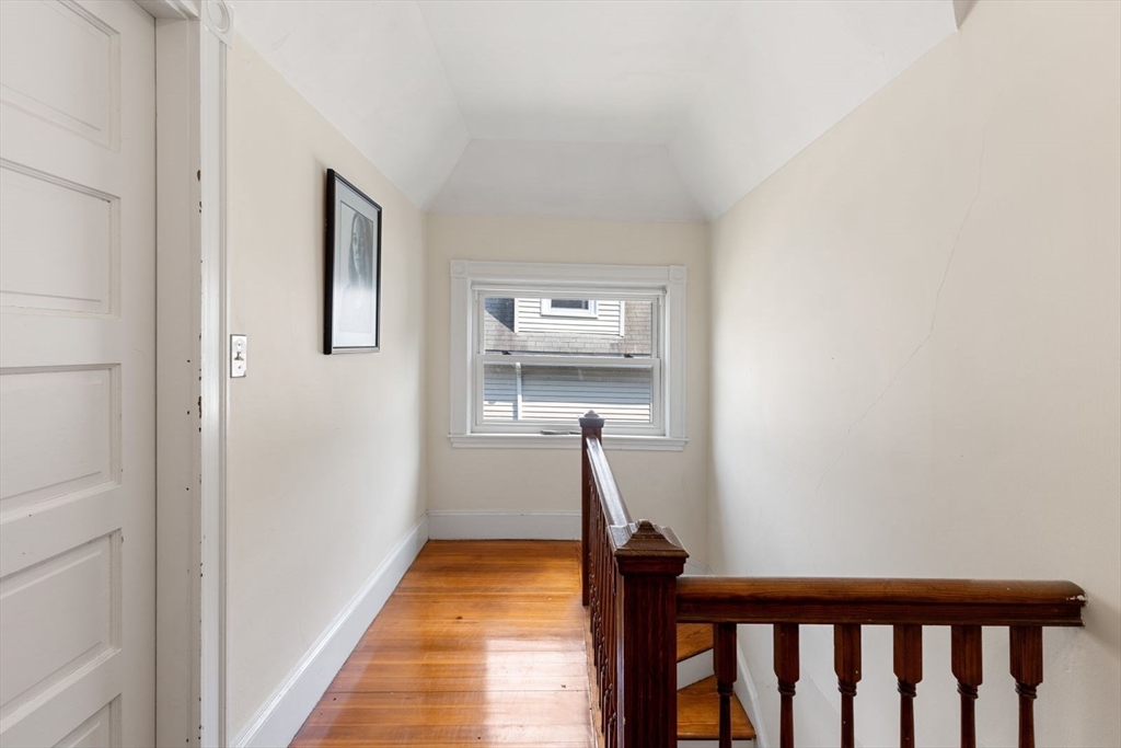43 Bradwood St