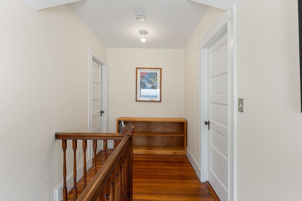 43 Bradwood St