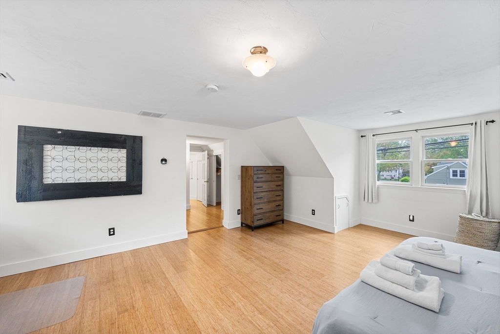 133 Hartford St