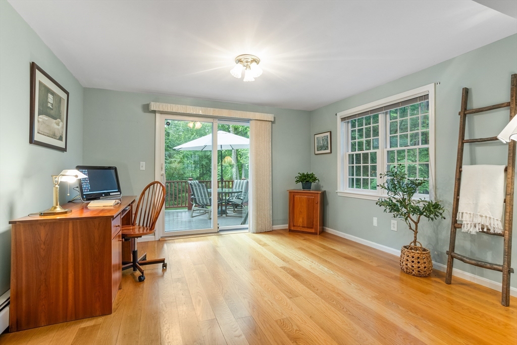 7 Colonial Drive