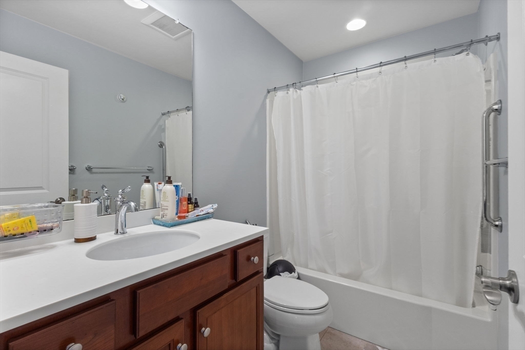 71 Kendall Ct # 71