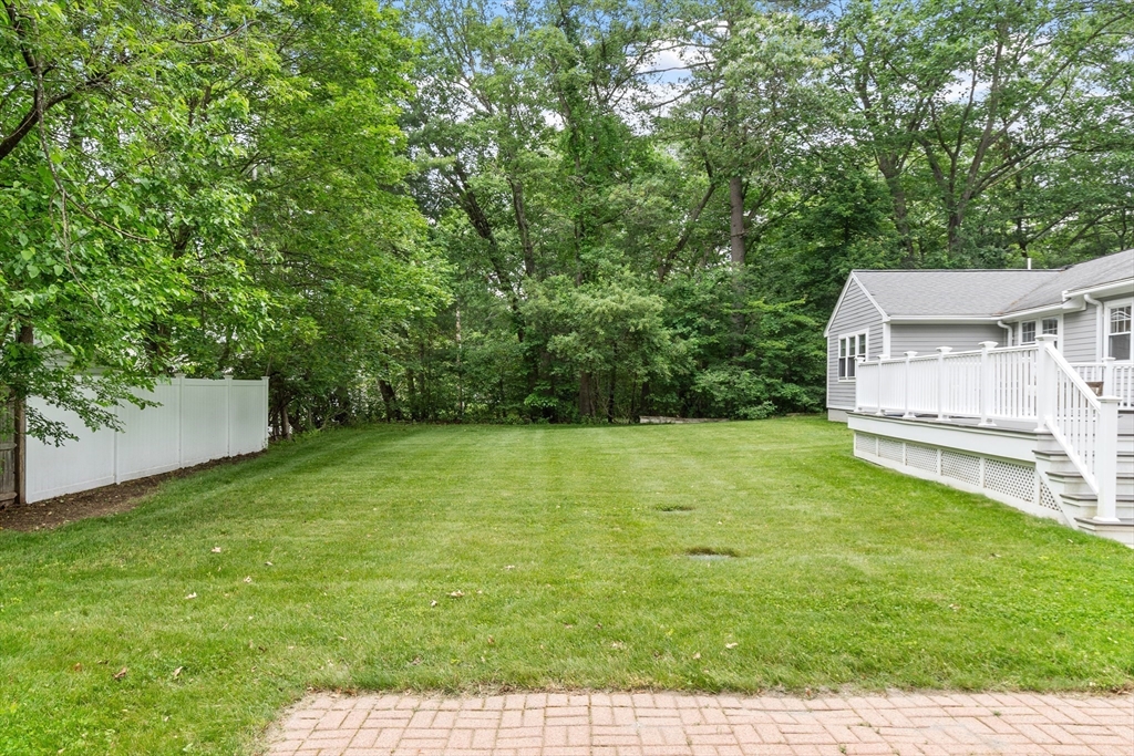 2028 Main St