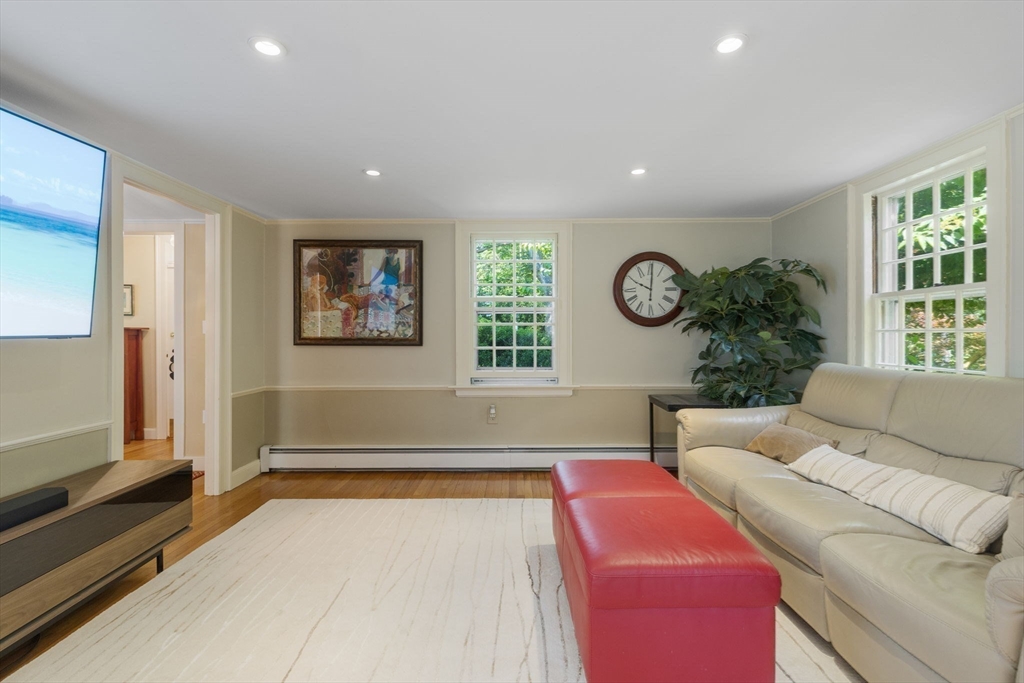 217 Conant Rd