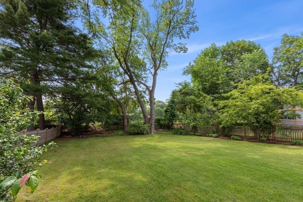 32 Oneida Road