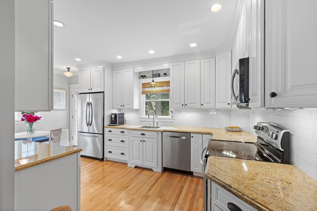 32 Oneida Road