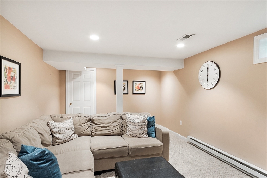 1 Trailside Way
