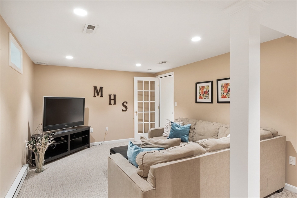 1 Trailside Way