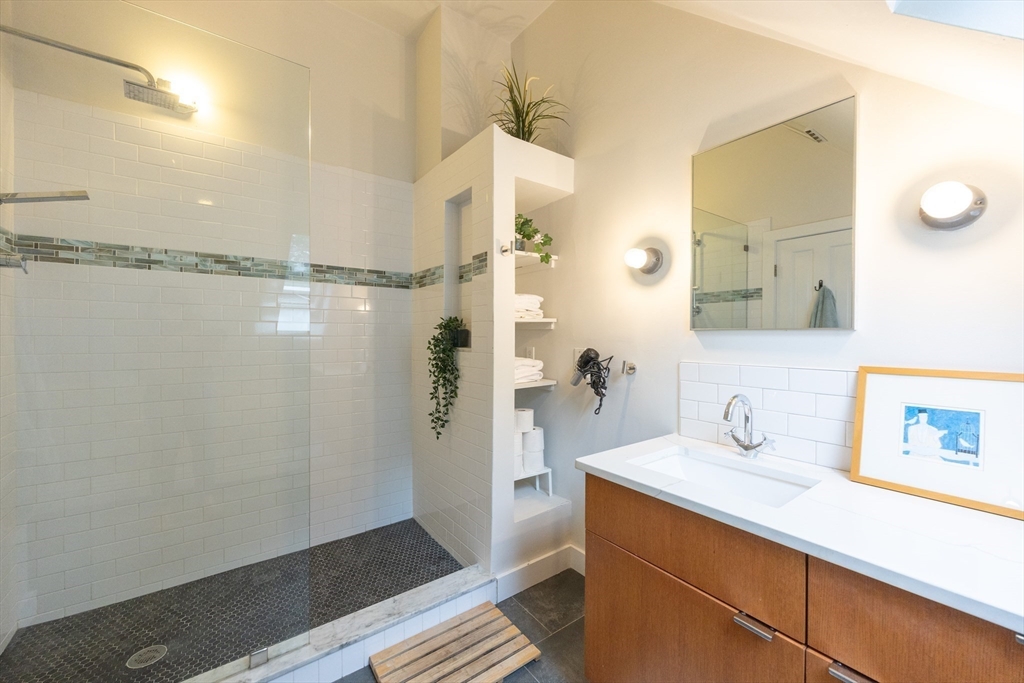 34 Lewis Ave # 34