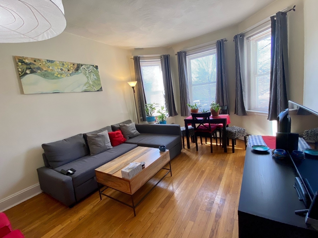 1840 Commonwealth Ave # 10