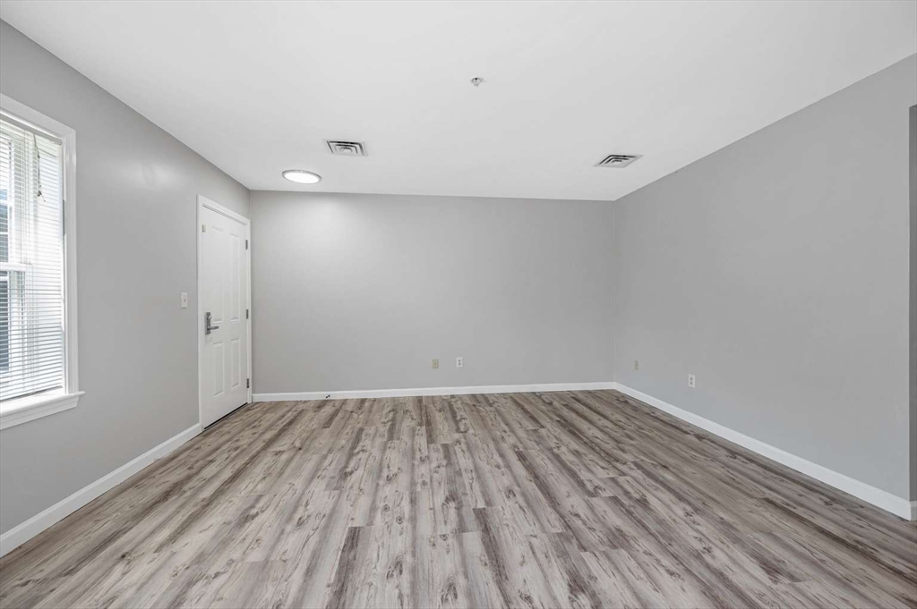 513 Main # B
