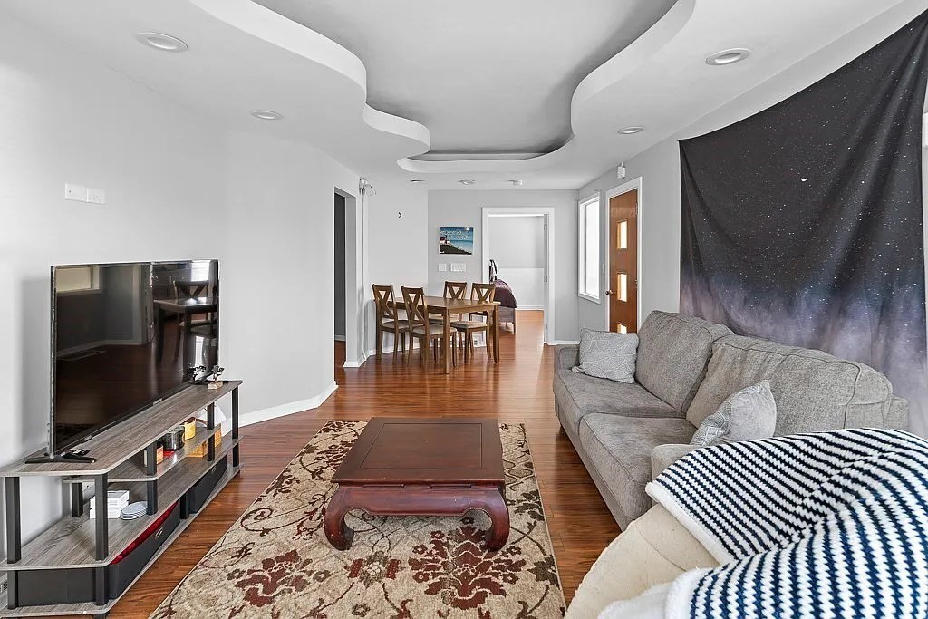 364 Main Street # 1
