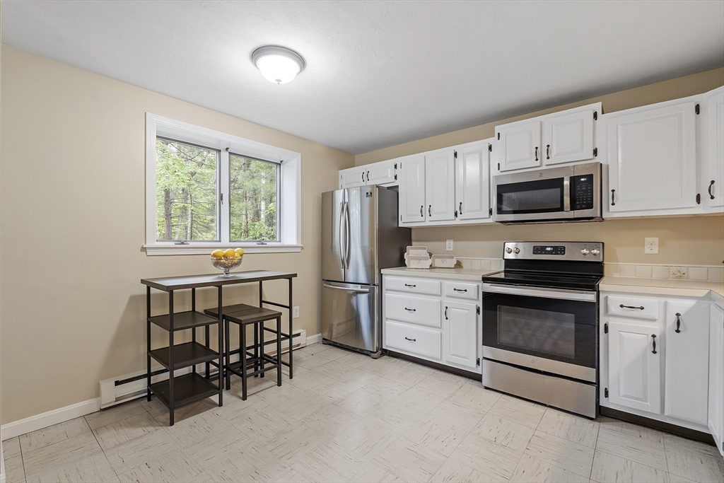 76 Lakewood Park Rd