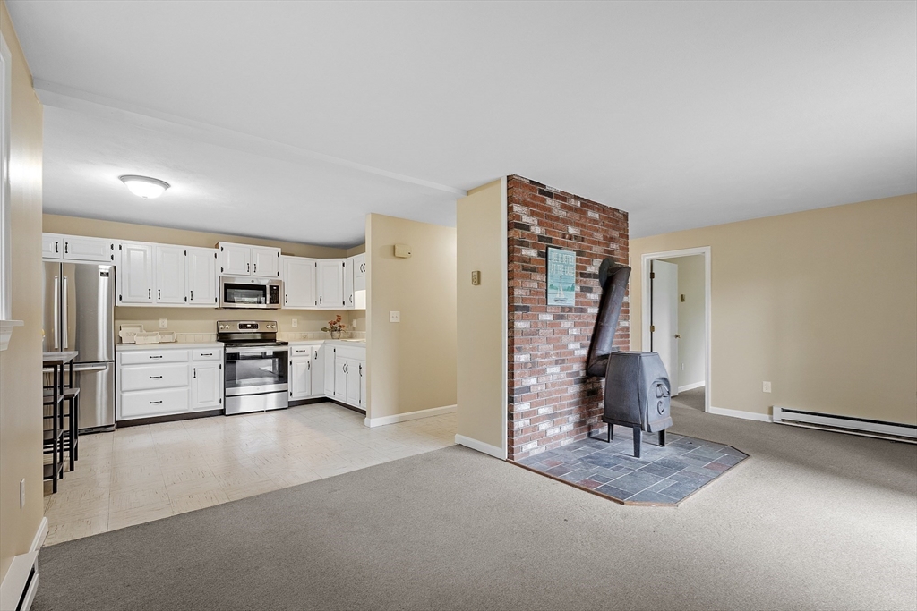 76 Lakewood Park Rd