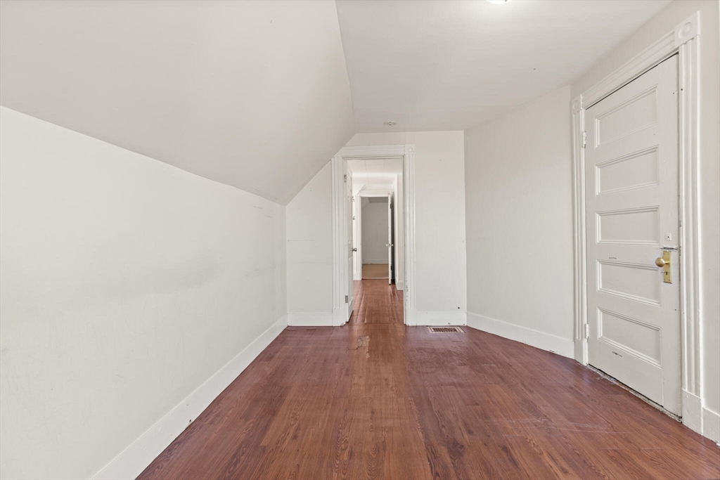 12 Porter St