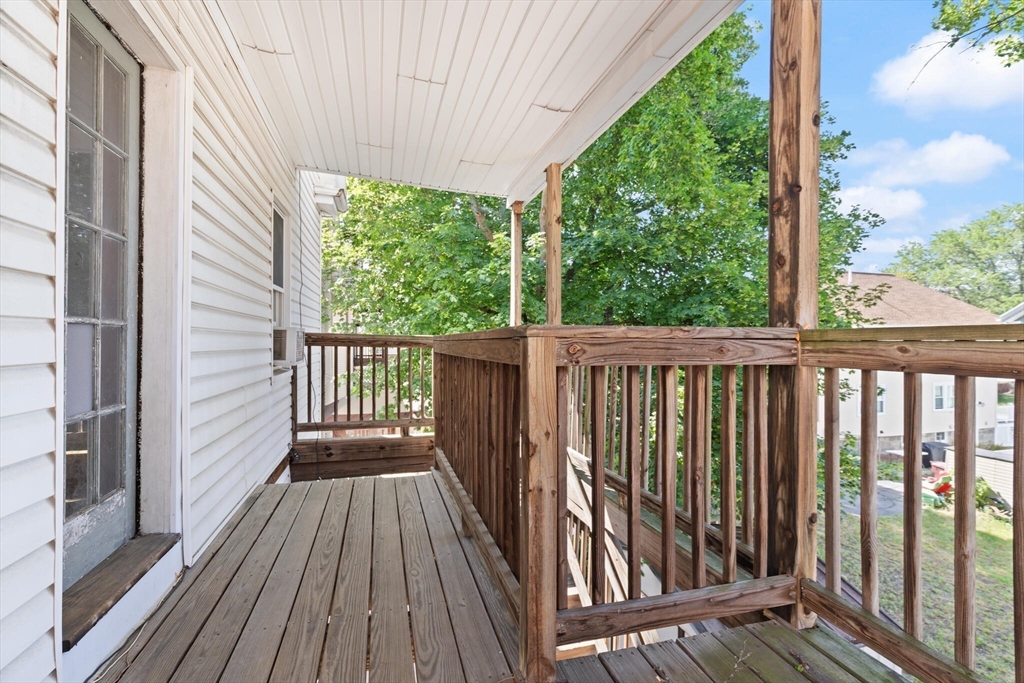 12 Porter St