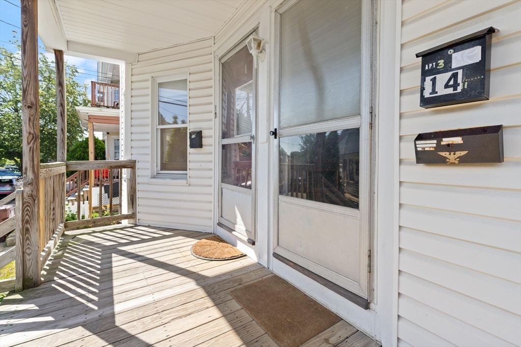 12 Porter St