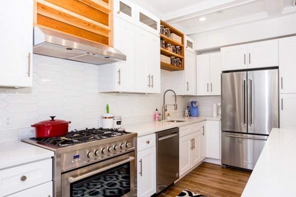 111 Trowbridge St # 7