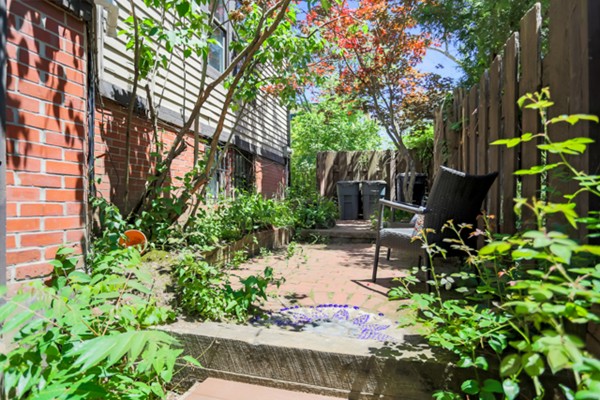 111 Trowbridge St # 7