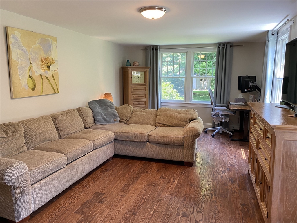 301 Princeton Rd