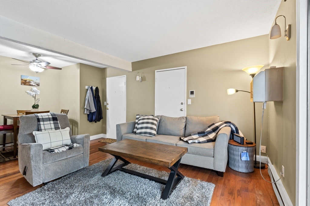 336 E Main St # 20