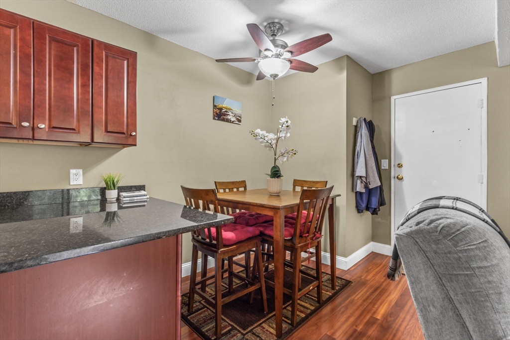 336 E Main St # 20