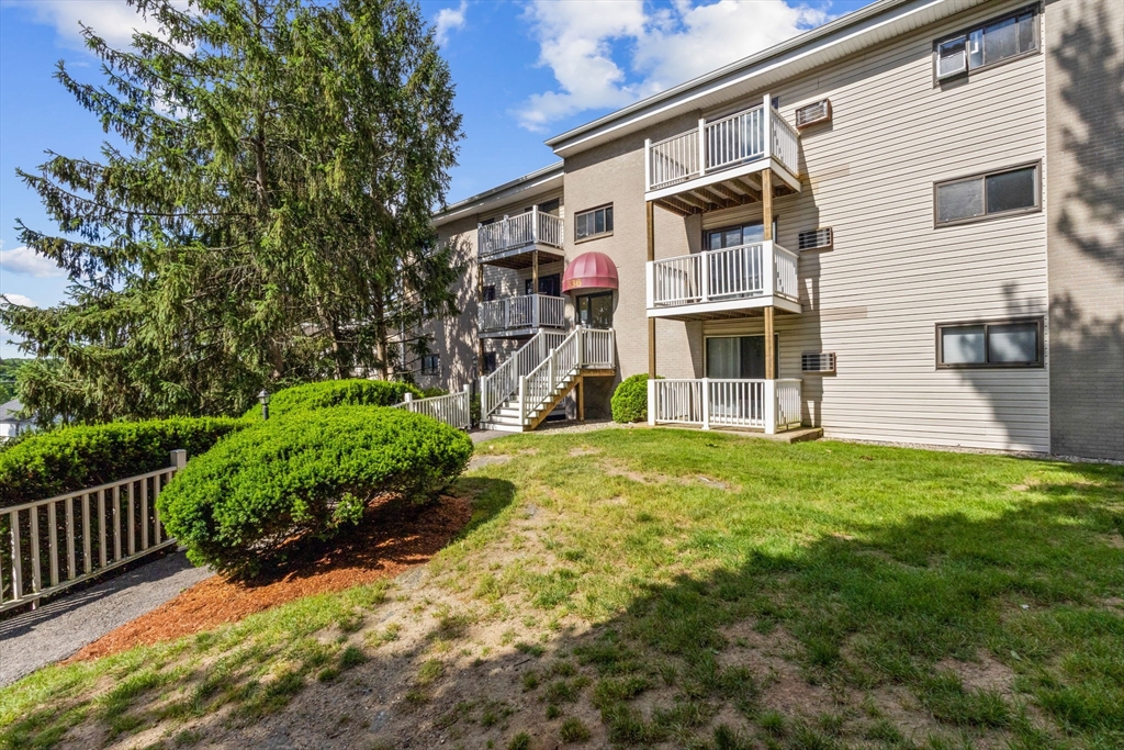 336 E Main St # 20