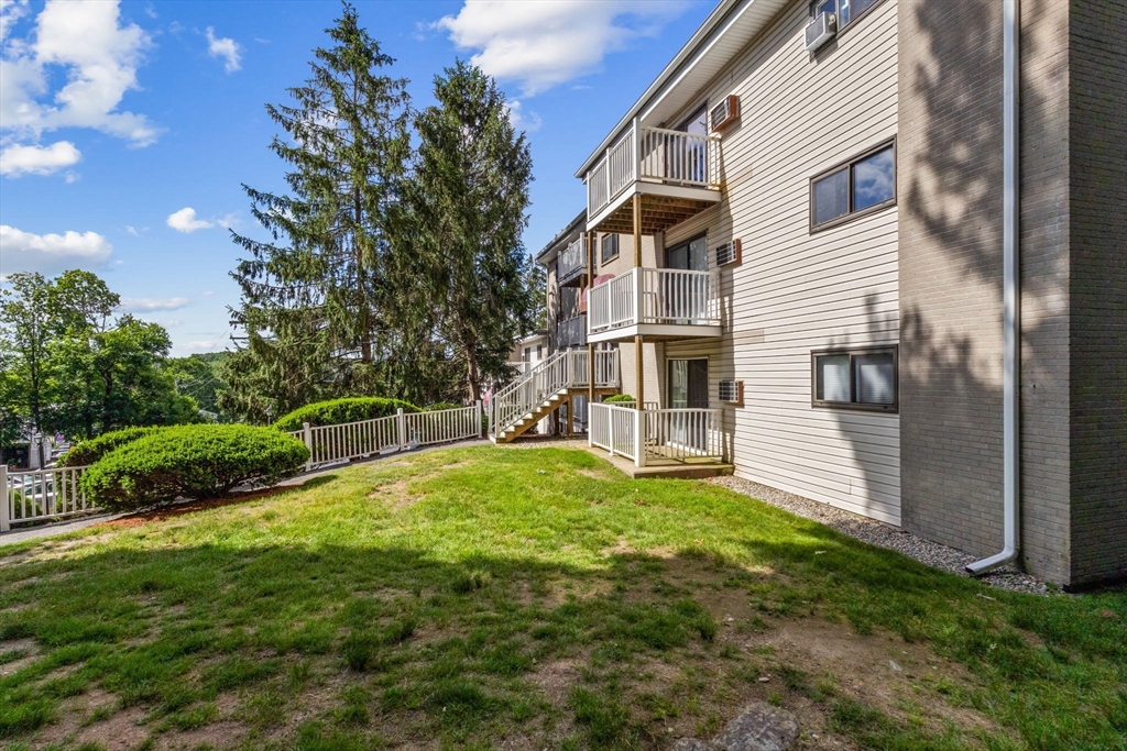 336 E Main St # 20