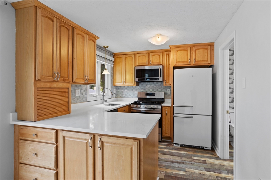 116 Turnpike Rd # 7