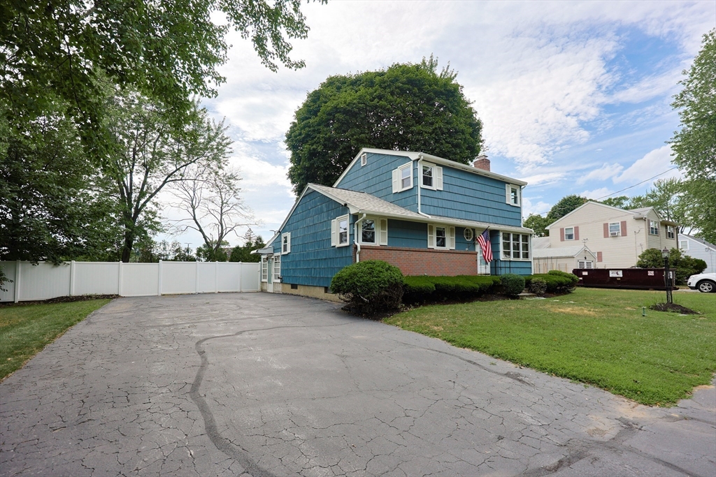 7 Richard Cir