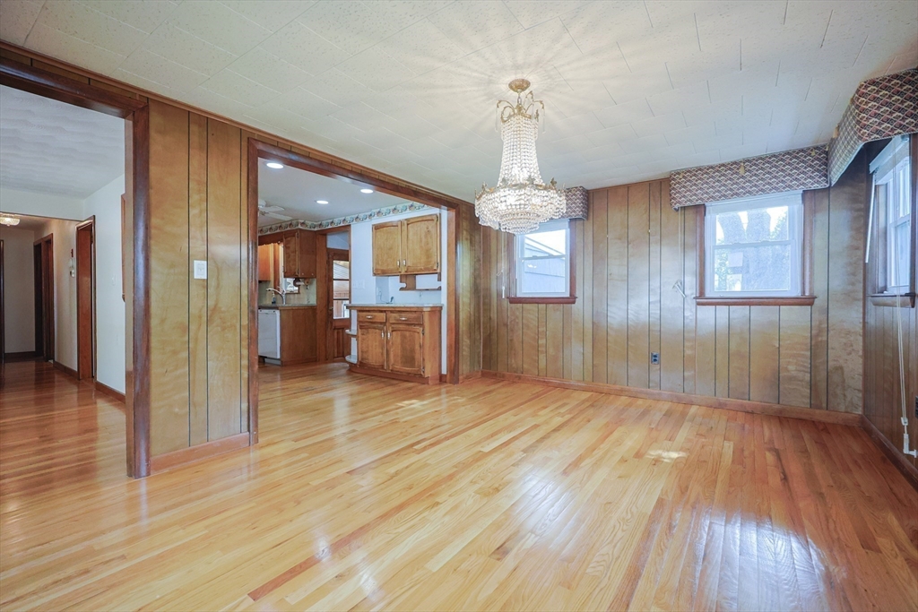 7 Richard Cir