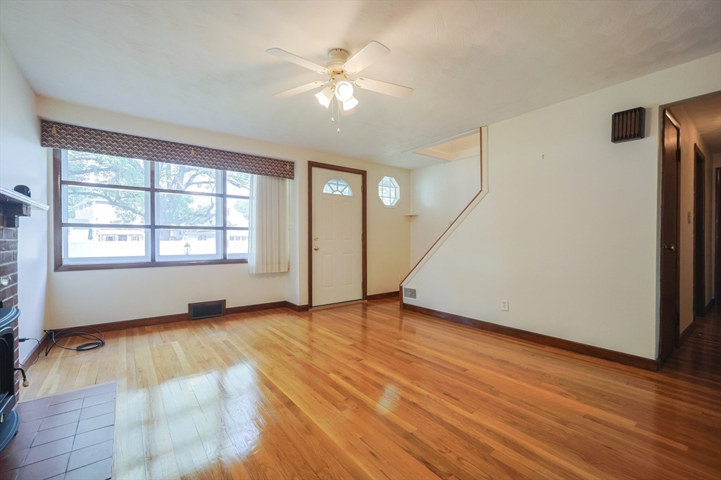 7 Richard Cir