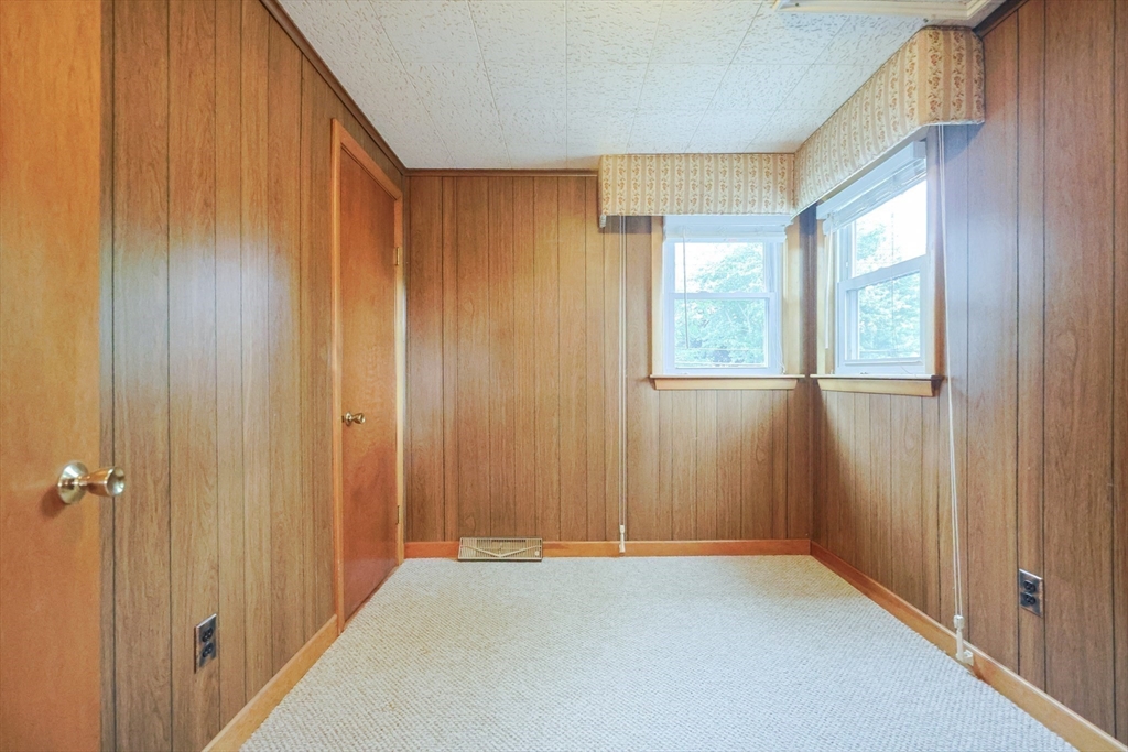 7 Richard Cir