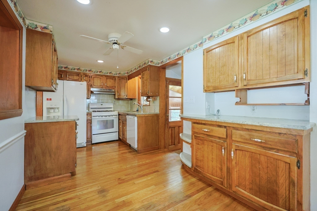 7 Richard Cir