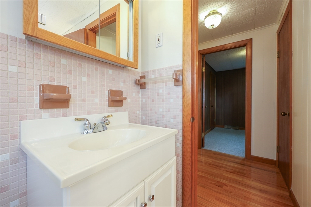 7 Richard Cir
