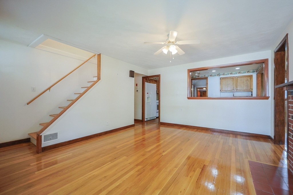 7 Richard Cir