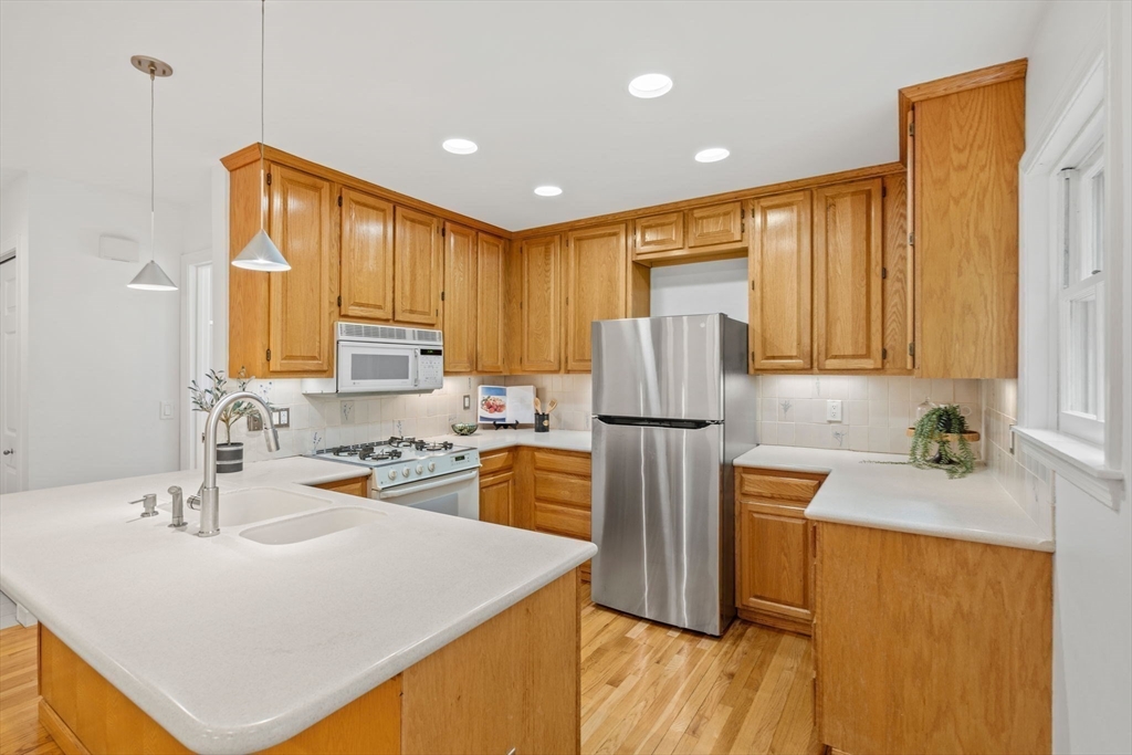 5 South Commons # D, Lincoln Unit: D