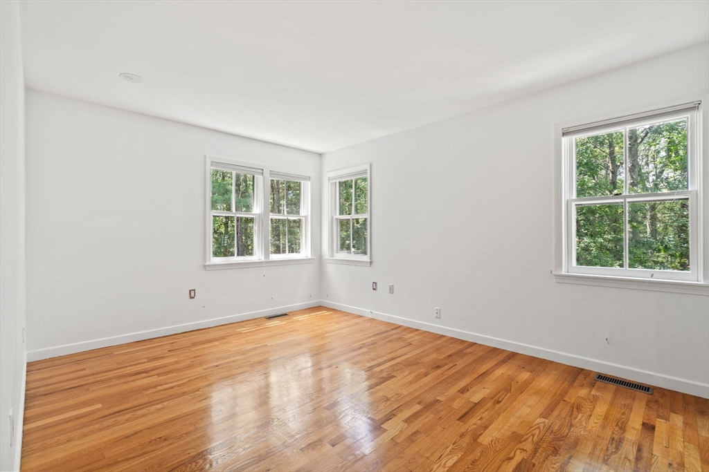 5 South Commons # D, Lincoln Unit: D