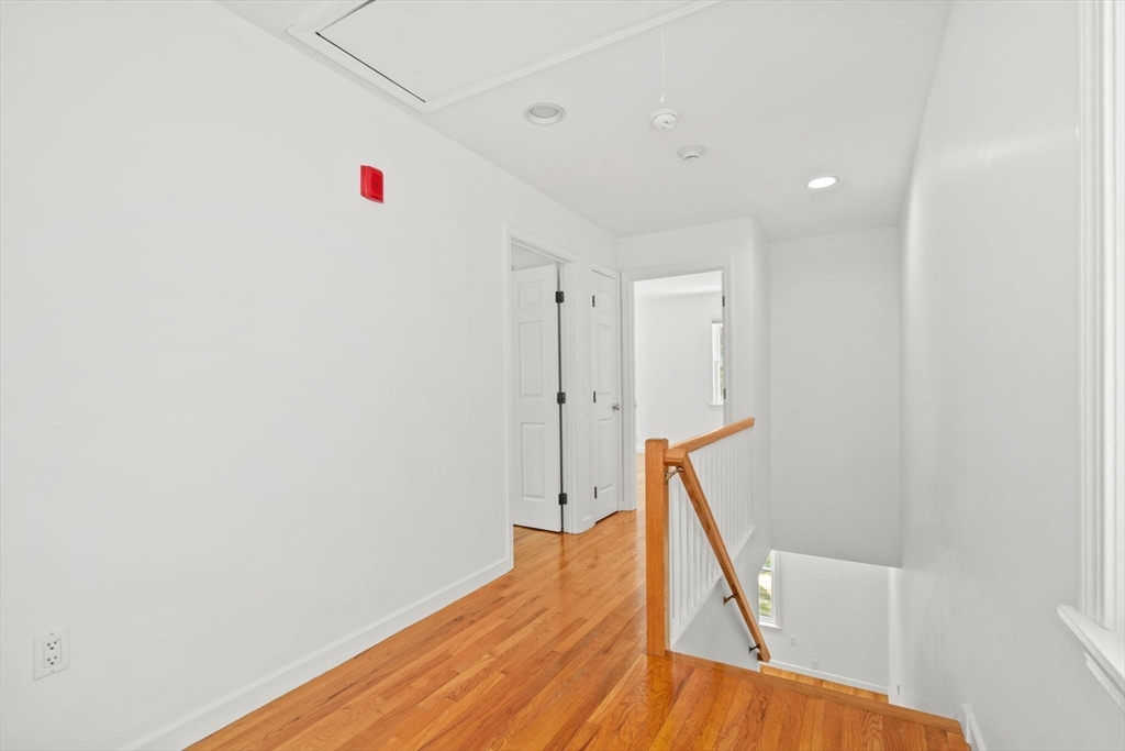 5 South Commons # D, Lincoln Unit: D