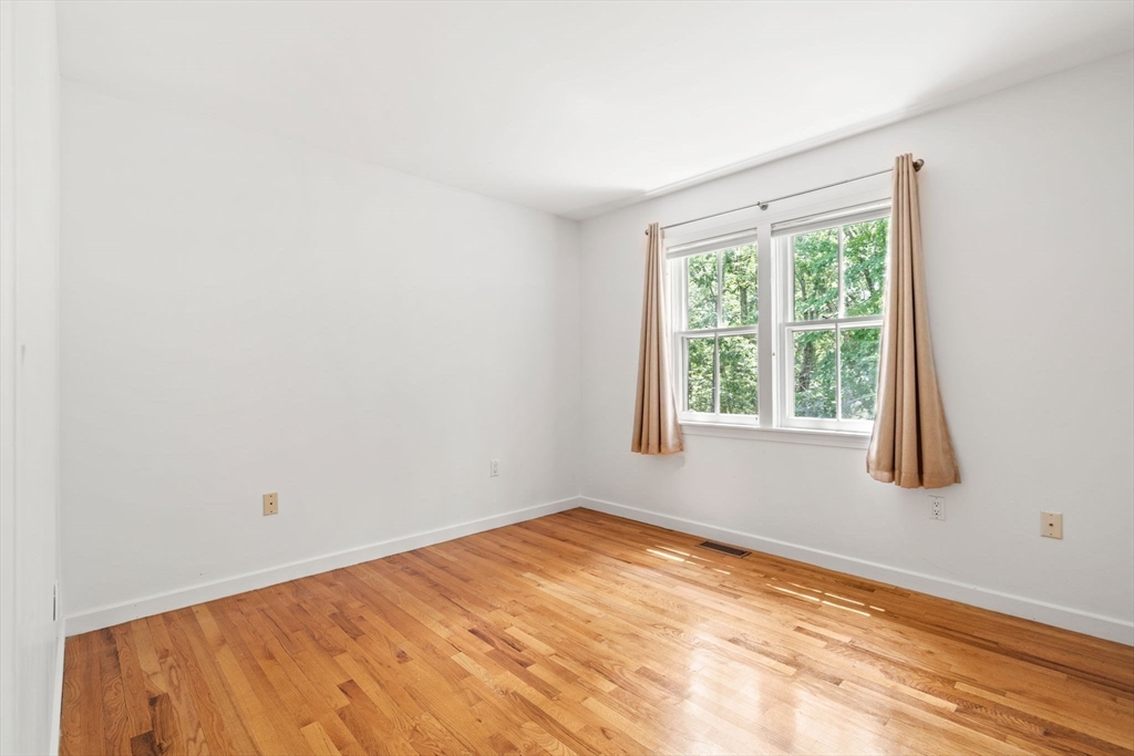 5 South Commons # D, Lincoln Unit: D