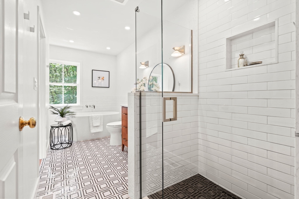 5 South Commons # D, Lincoln Unit: D