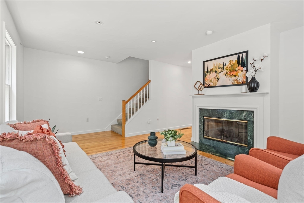 5 South Commons # D, Lincoln Unit: D