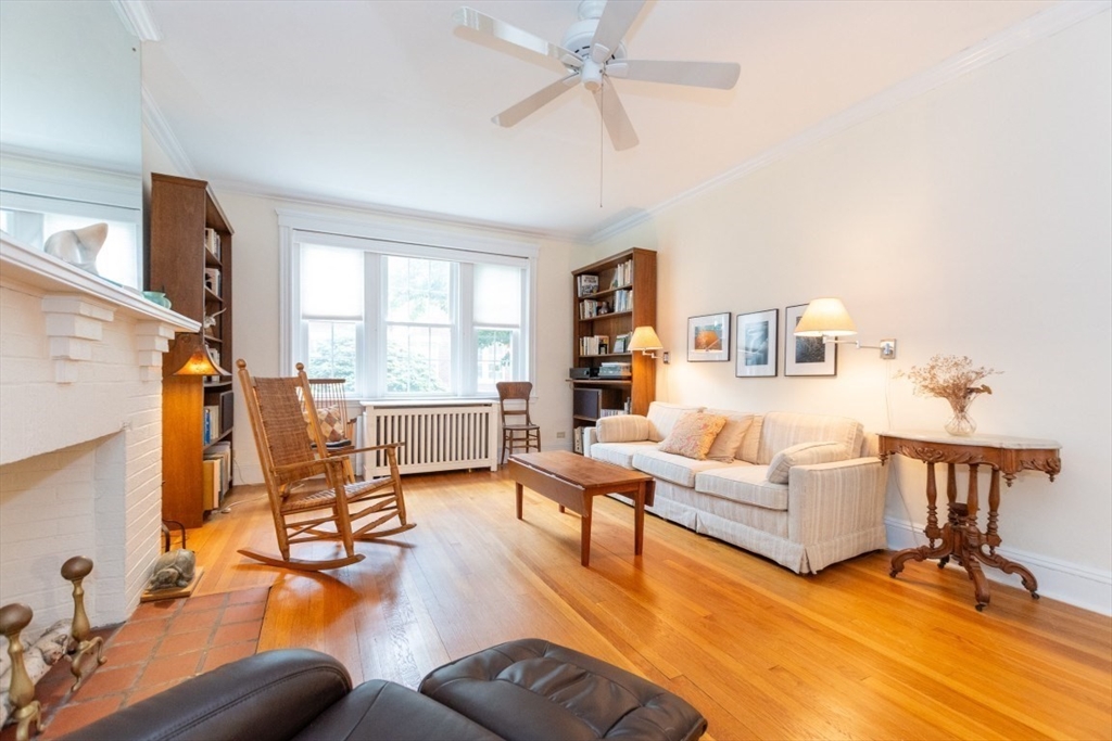 63 Babcock St # B1