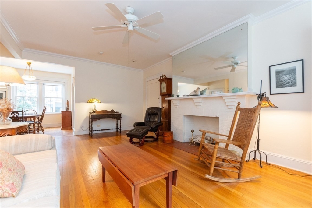 63 Babcock St # B1