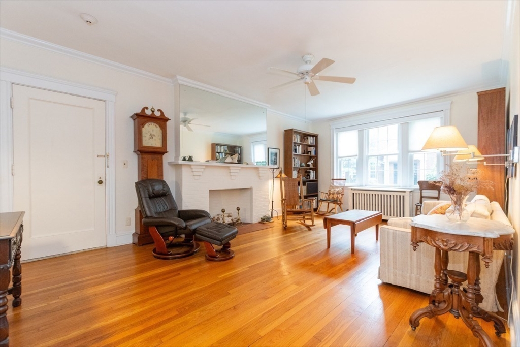 63 Babcock St # B1