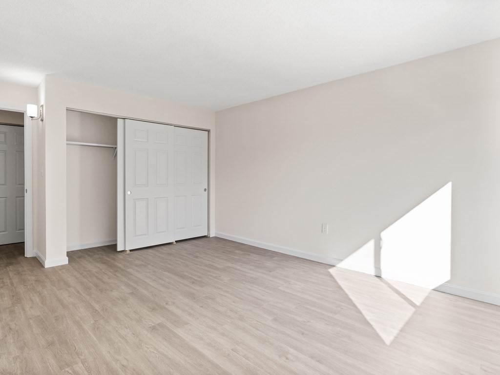 10 Rutledge St # 3G