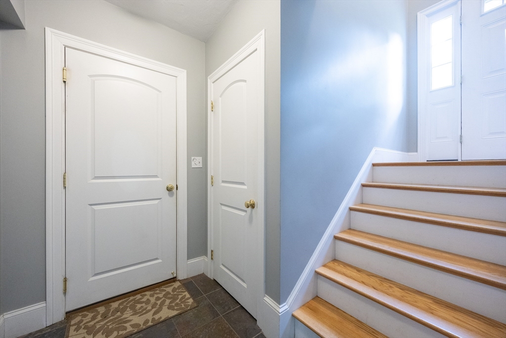 12 Windsor Drive