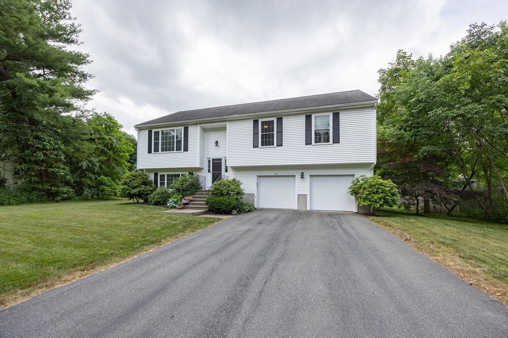 12 Windsor Drive